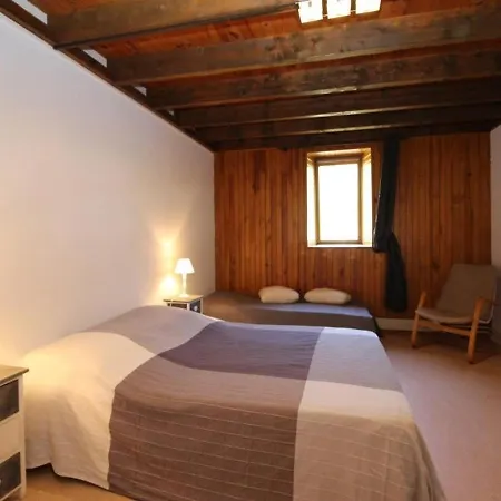 Apartment Beau Duplex T3 Avec Balcon, Wifi Et Parking A 300m Du Centre - Fr-1-608-16 *